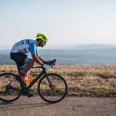 Verres photochromiques vs verres polarisés pour le cyclisme Verres photochromiques vs verres polarisés pour le cyclisme
