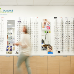 Pourquoi choisir les magasins Qualias optique quand on est membre de la Mutualité chrétienne ? Pourquoi choisir les magasins Qualias optique quand on est membre de la Mutualité chrétienne ?